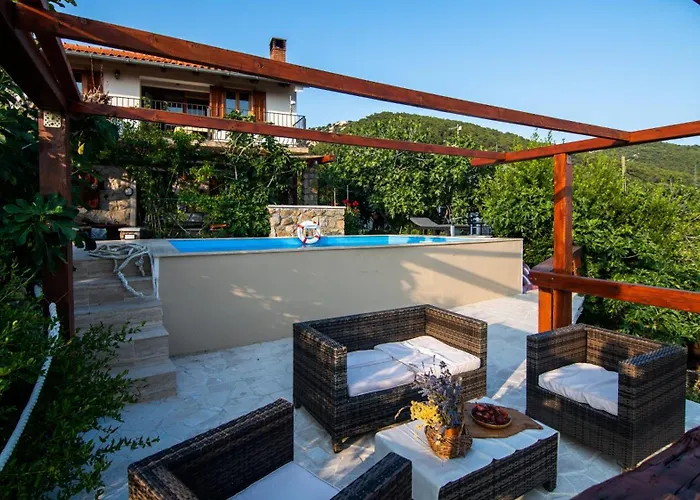 Family Friendly House With A Swimming Pool Banjol, Rab - 23127 *