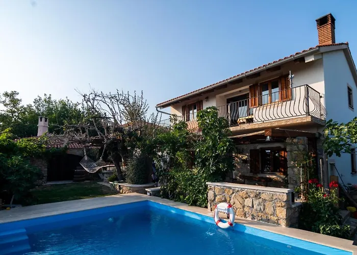 Casa vacanze Family Friendly House With A Swimming Pool Banjol, Rab - 23127 Rab Town