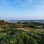 Family Friendly House With A Swimming Pool Banjol, Rab - 23127 Rab Town