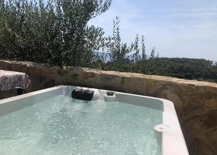 Family Friendly House With A Swimming Pool Banjol, Rab - 23127 Rab Town